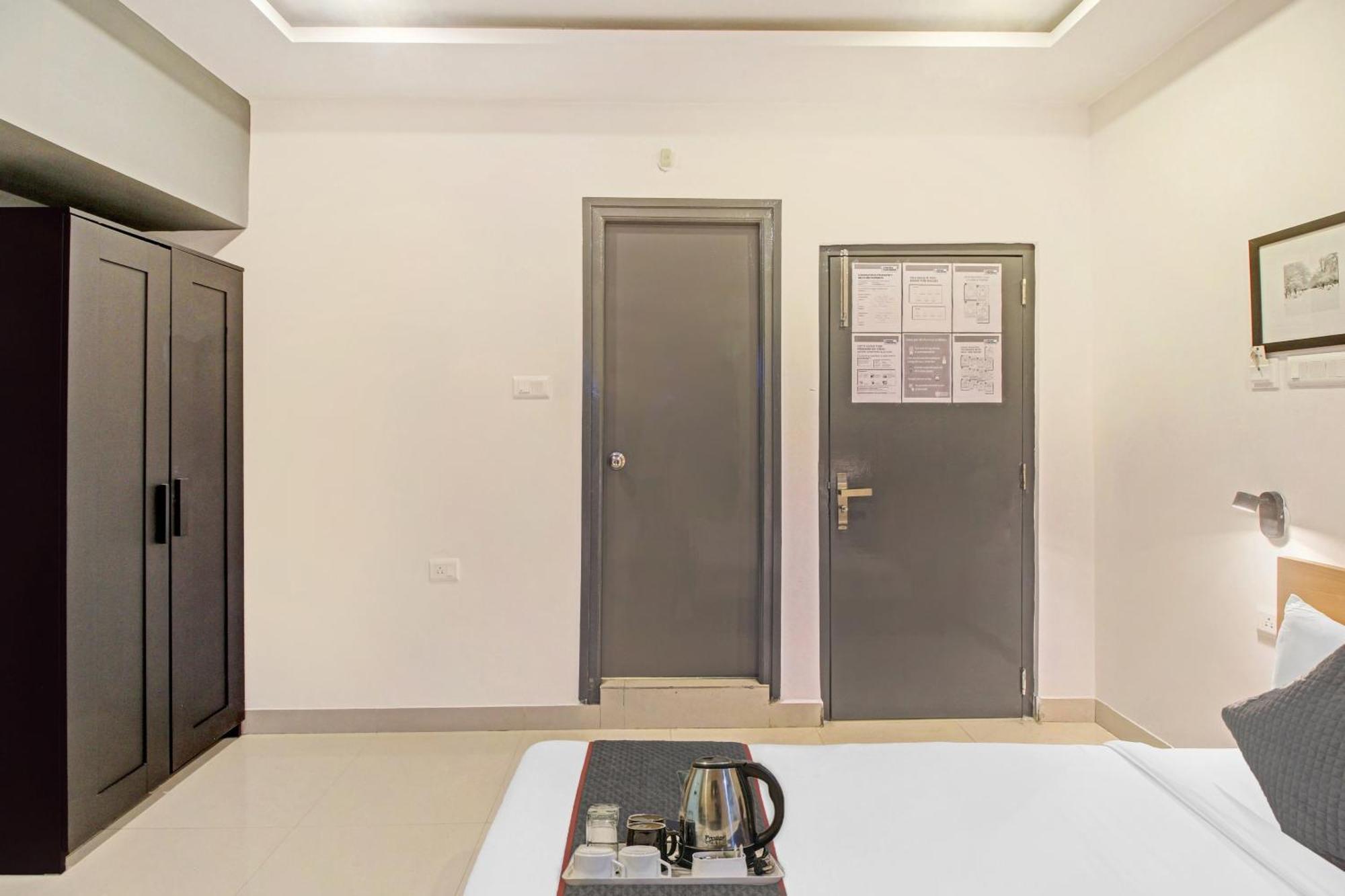 Hotel O Ss Skyline Shamshabad Esterno foto