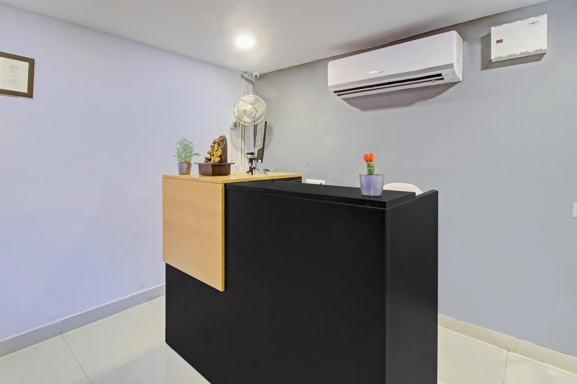 Hotel O Ss Skyline Shamshabad Esterno foto