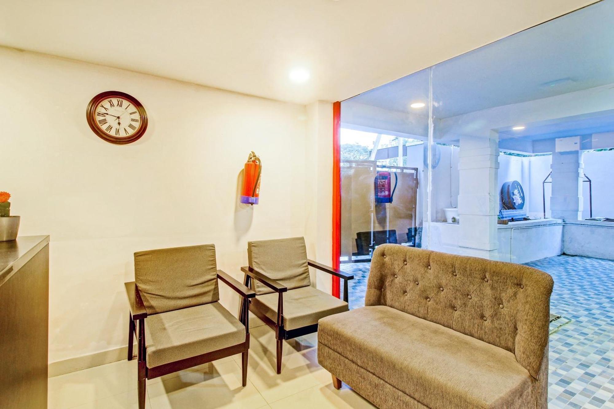 Hotel O Ss Skyline Shamshabad Esterno foto